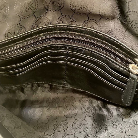 Black & Silver Leather Crossbody/Clutch - Picture 4 of 4